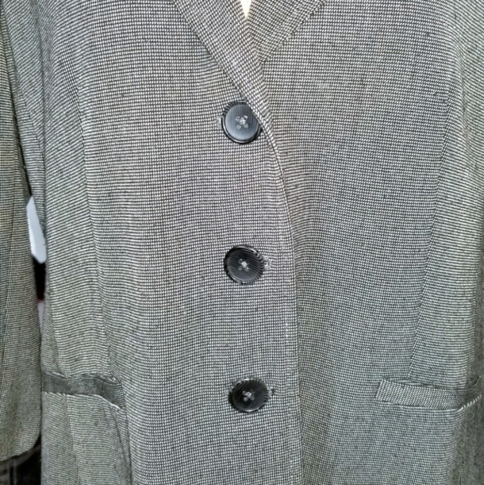 CLOSET CLOSING ~~ Rafaella Three-Button Plus Size Suit Jacket - Gray - Picture 5 of 5